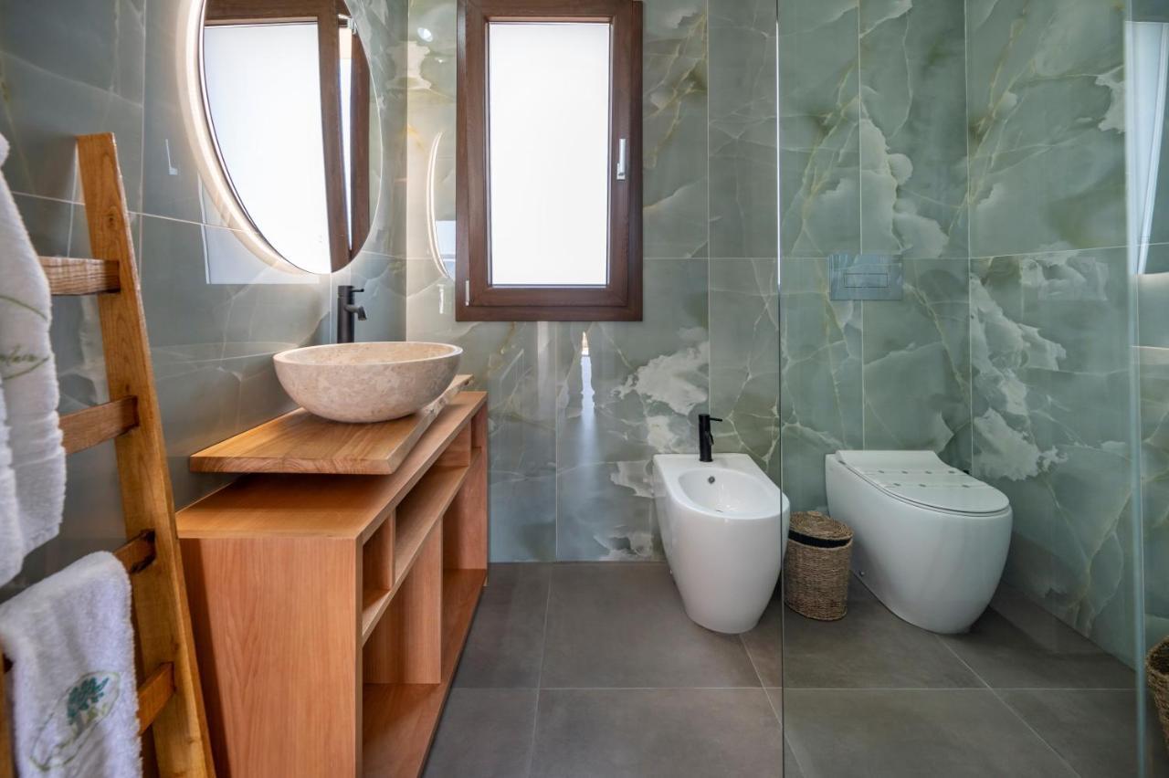 Villa Carmiano Luxury Bedrooms In Avola In The Province Of Syracuse With Spa And Swimming Pool And Wonderful Seaview エクステリア 写真