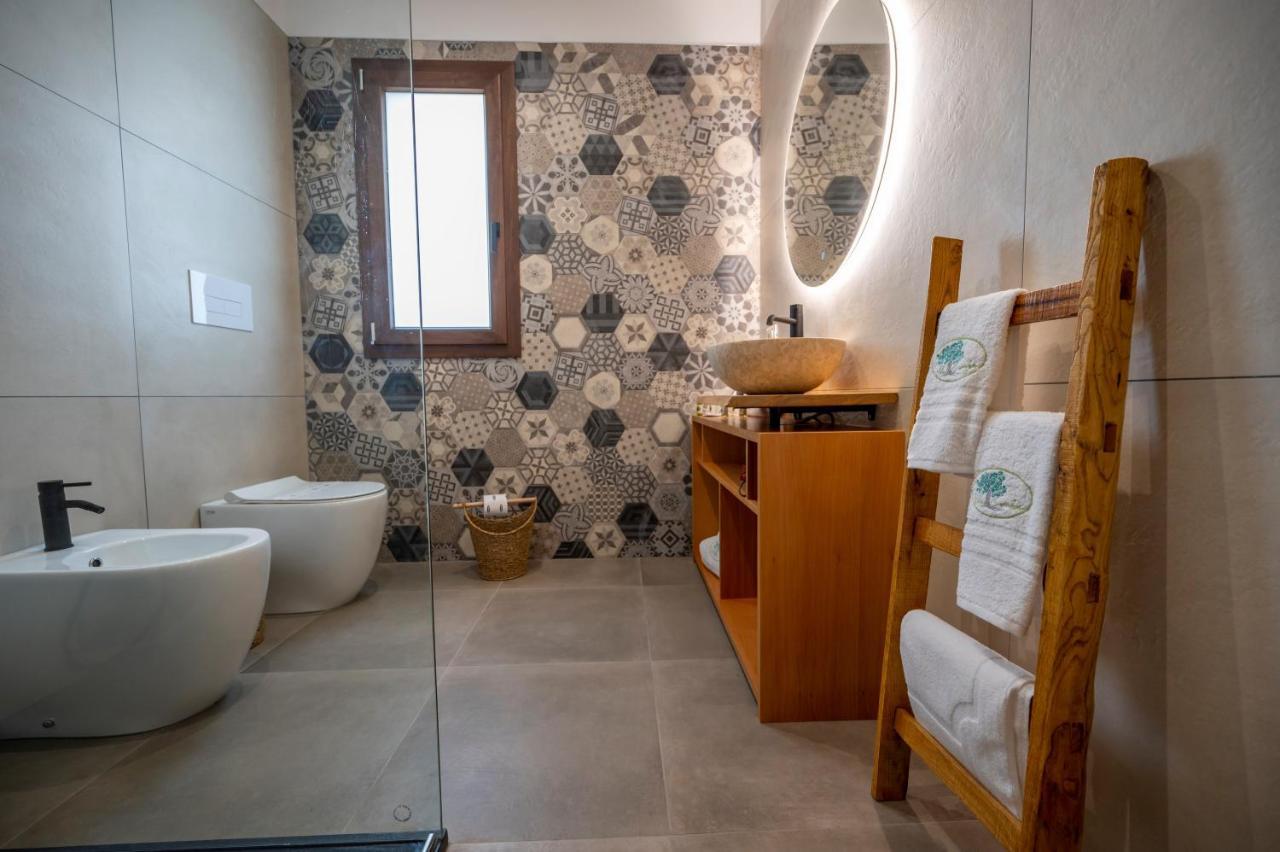 Villa Carmiano Luxury Bedrooms In Avola In The Province Of Syracuse With Spa And Swimming Pool And Wonderful Seaview エクステリア 写真